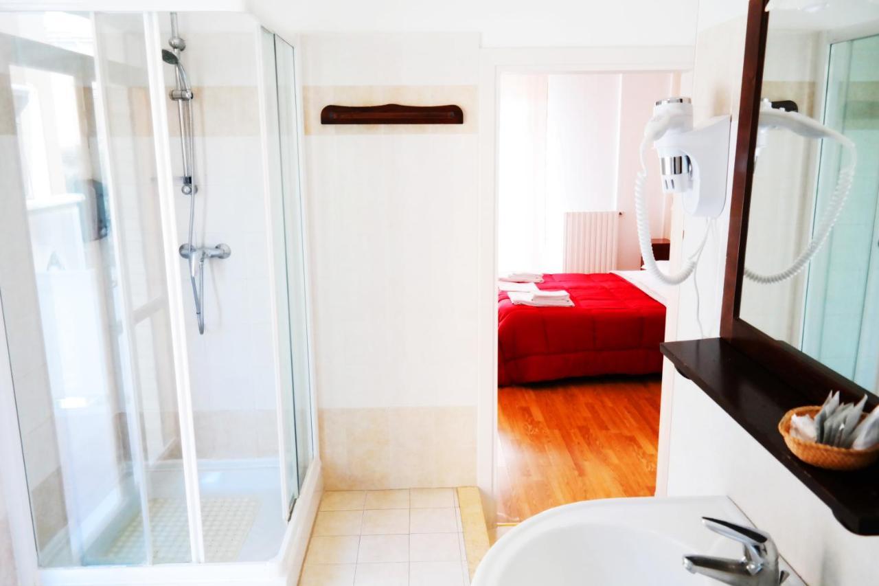 Lecce Cplaza Bed & Breakfast ภายนอก รูปภาพ