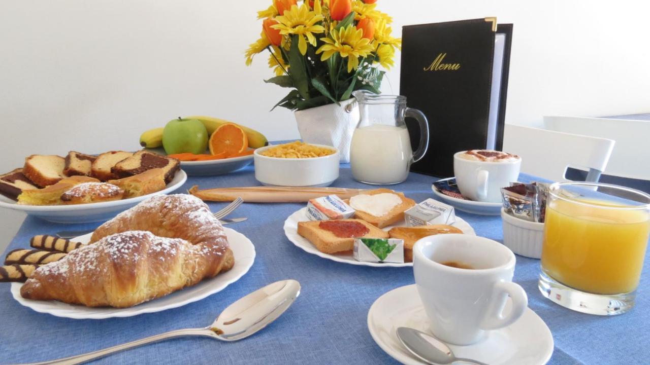 Lecce Cplaza Bed & Breakfast ภายนอก รูปภาพ